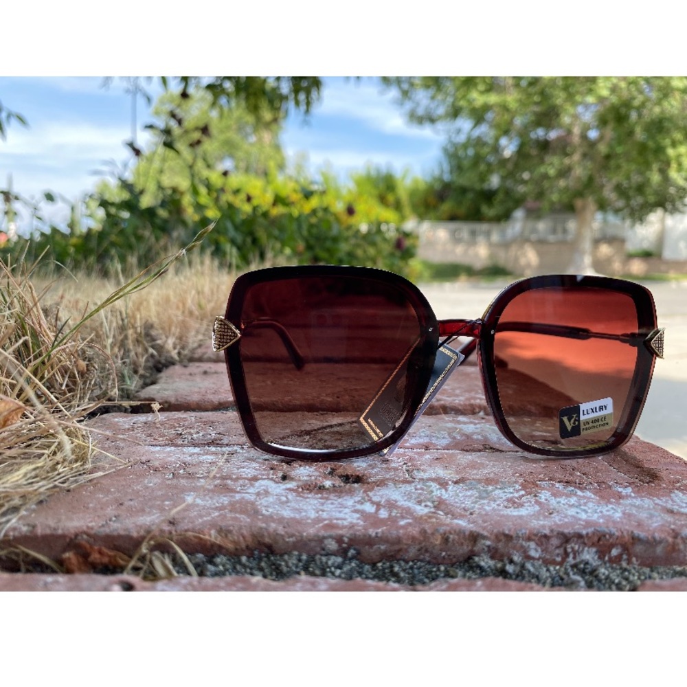 Fashionable sunglasses